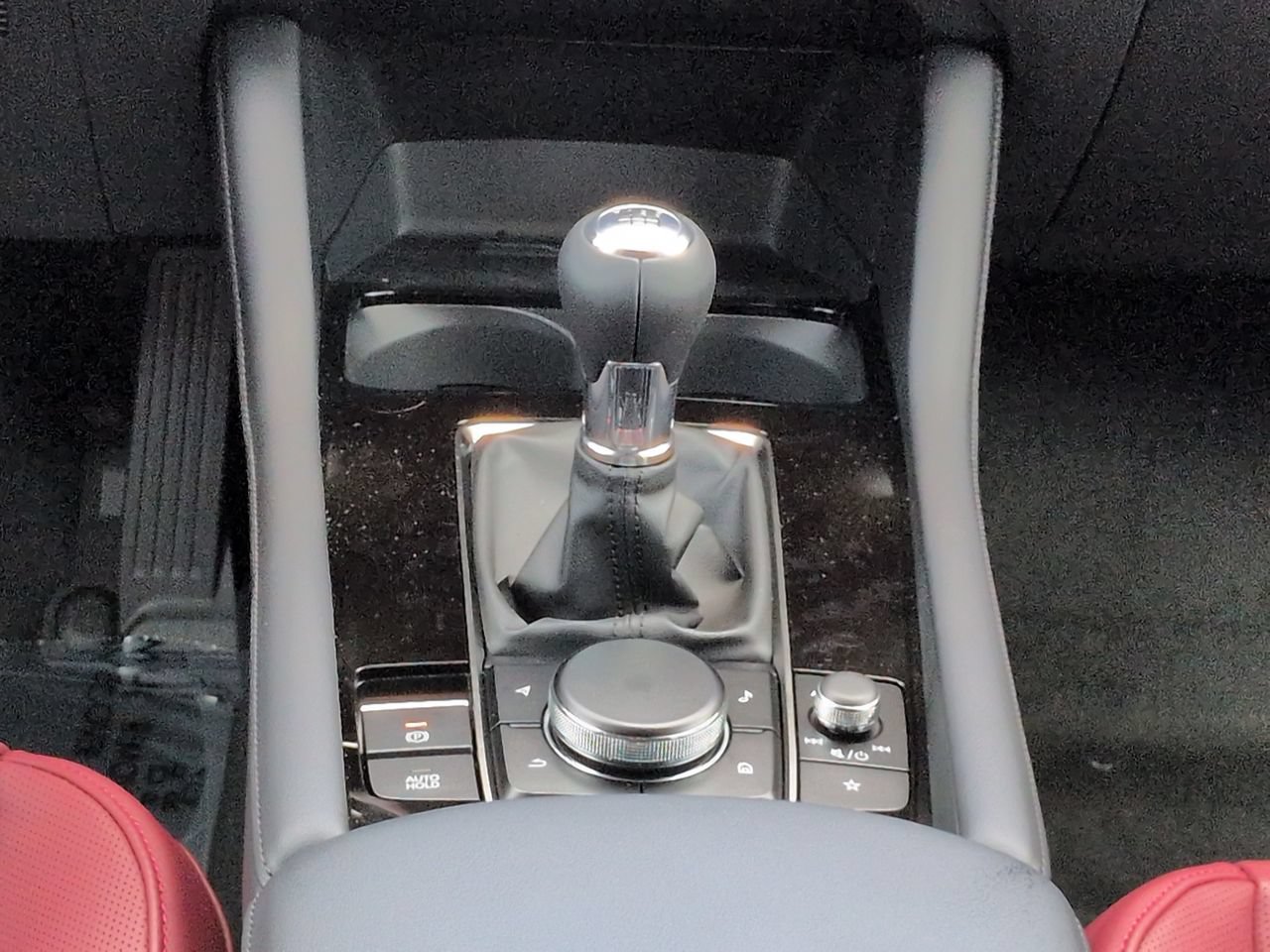 New 2026 MAZDA MAZDA3 2.5 S Hatchback w/ Premium Pkg FWD image 18