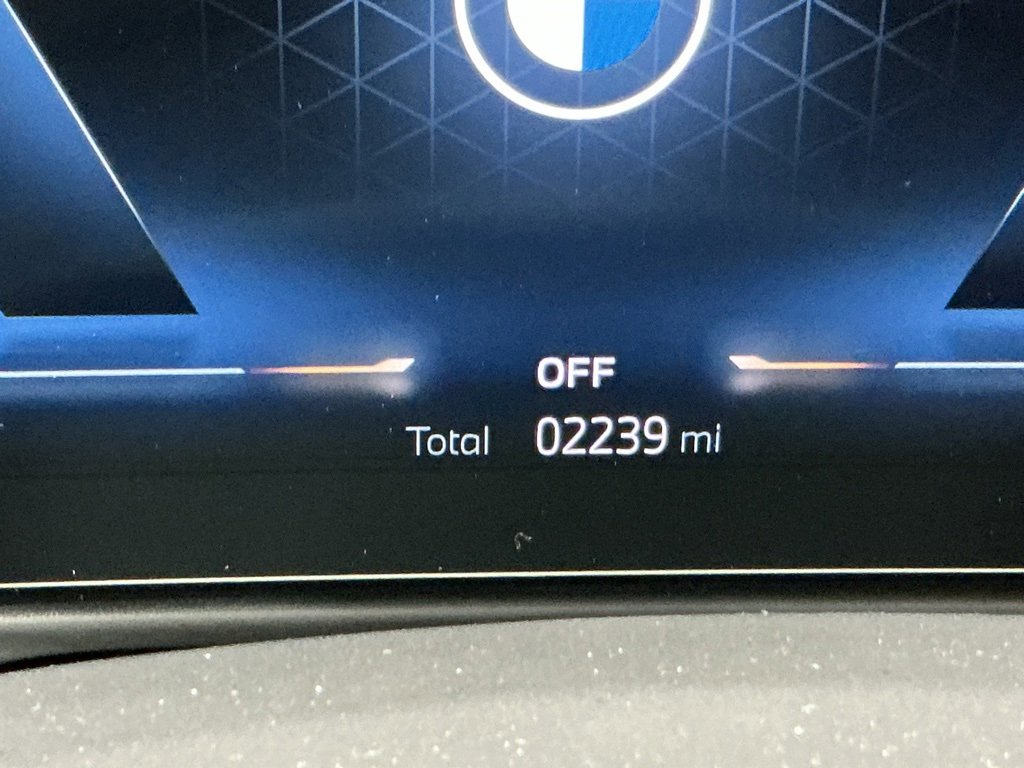 Used 2025 BMW 330i Sedan w/ Convenience Package image 7