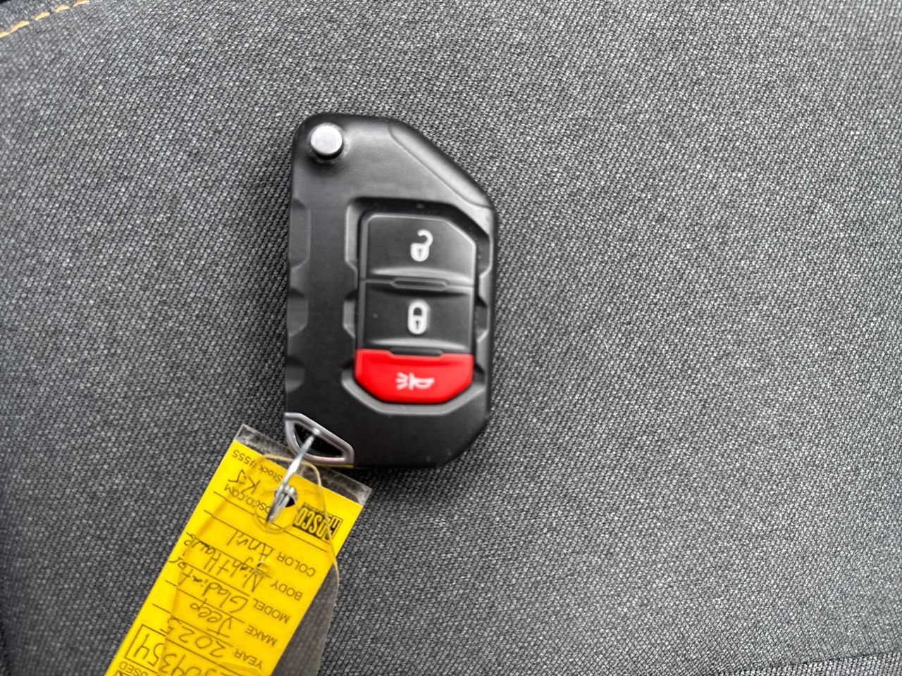 Used 2025 Jeep Gladiator Sport AWD/4WD image 22