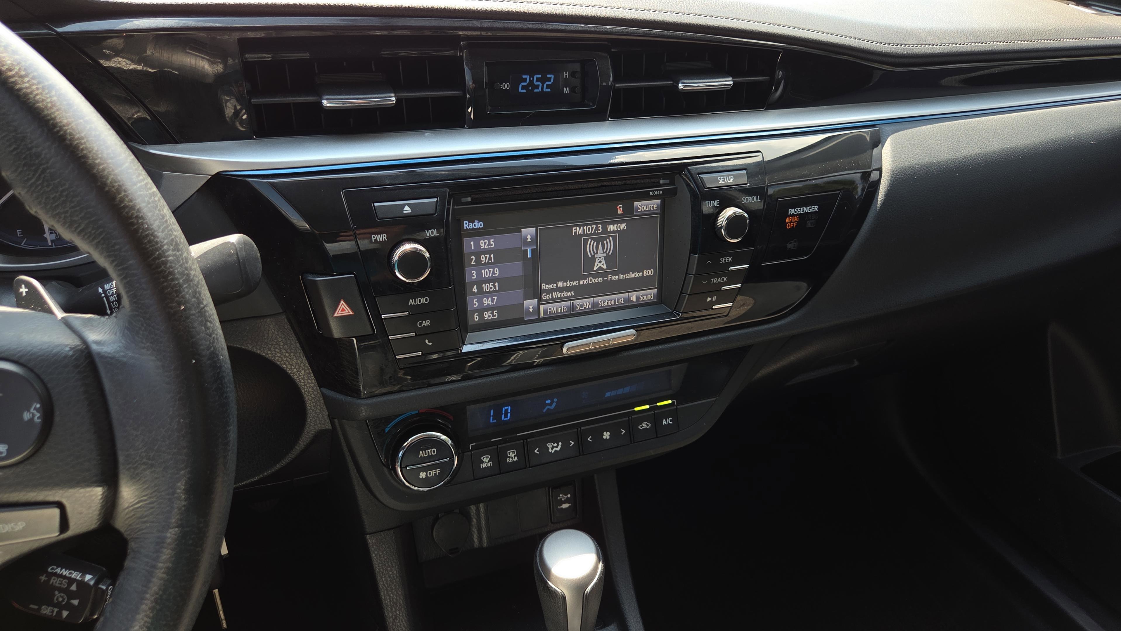 Used 2015 Toyota Corolla S FWD image 18
