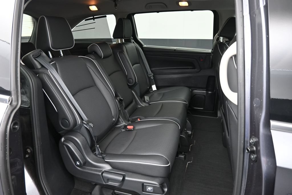 Certified 2026 Honda Odyssey Elite image 30
