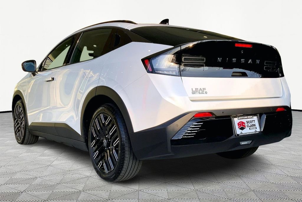 New 2026 Nissan Leaf Platinum+ w/ Floor Mat Package (Platinum+) image 3
