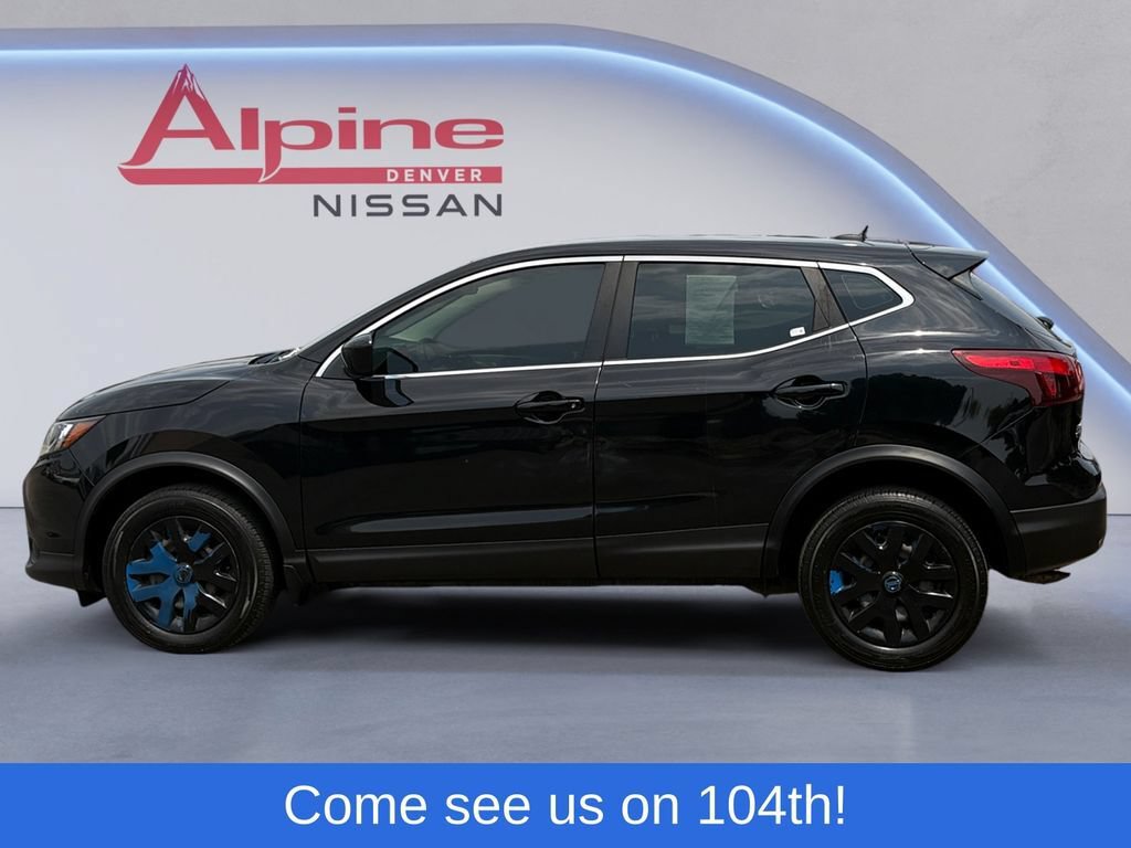 Used 2018 Nissan Rogue Sport S AWD/4WD image 2