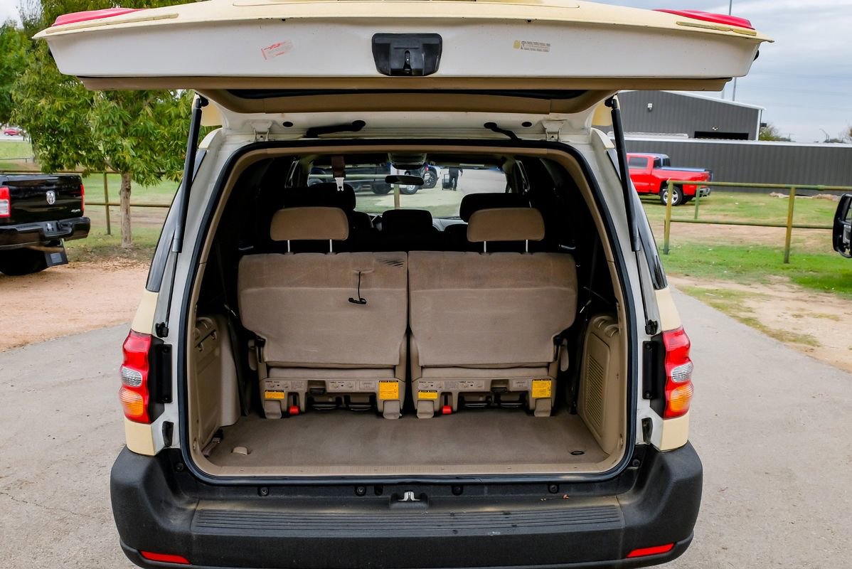 Used 2004 Toyota Sequoia SR5 image 58