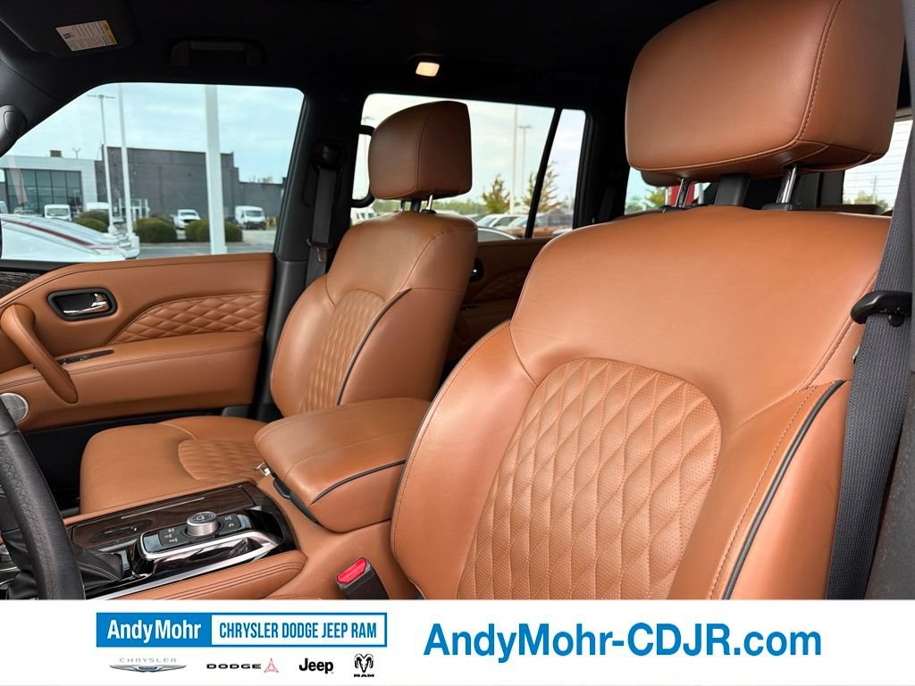 Used 2023 INFINITI QX80 Sensory w/ All-Season Package AWD/4WD image 3