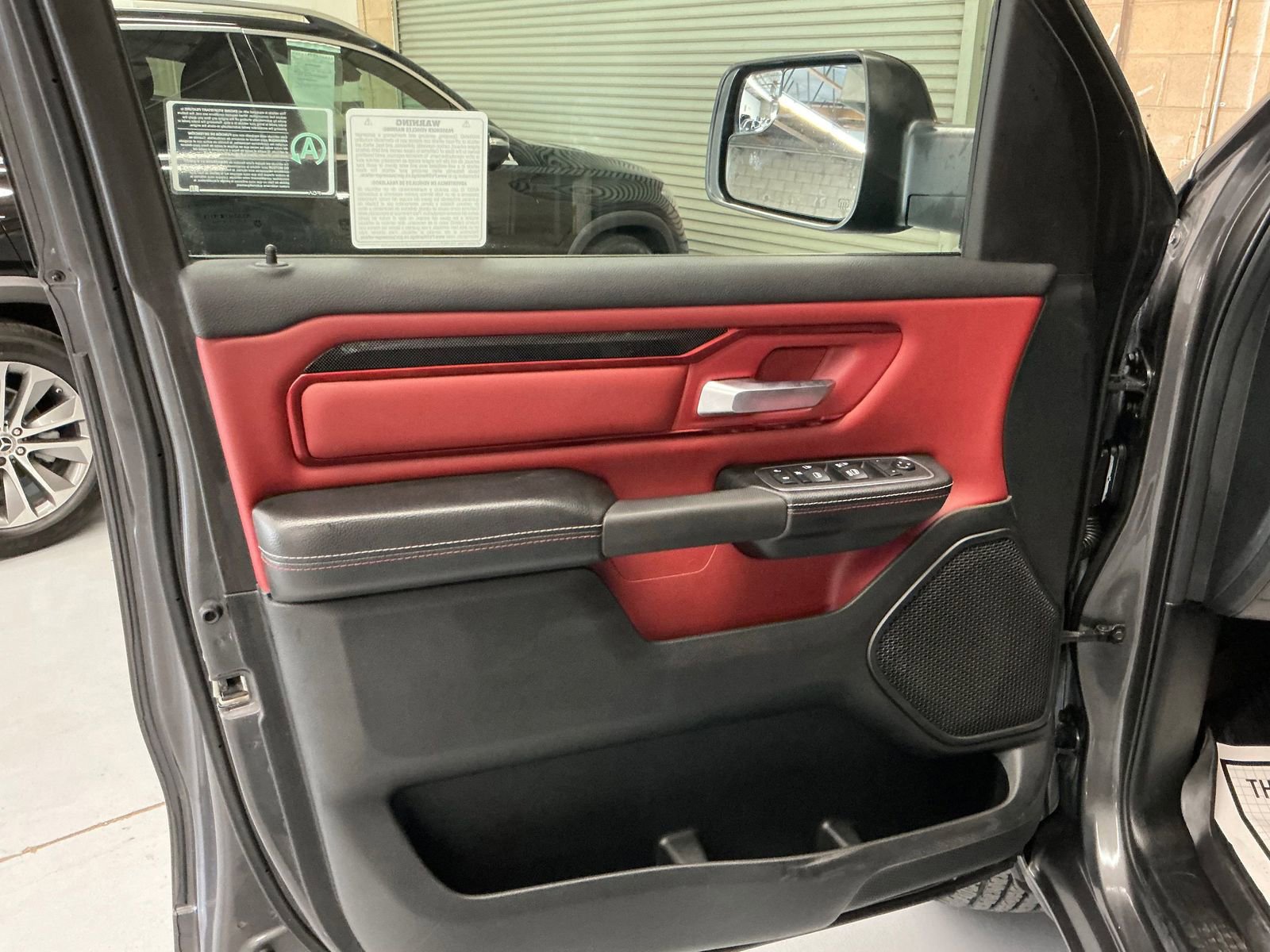 Used 2019 RAM 1500 Rebel image 17