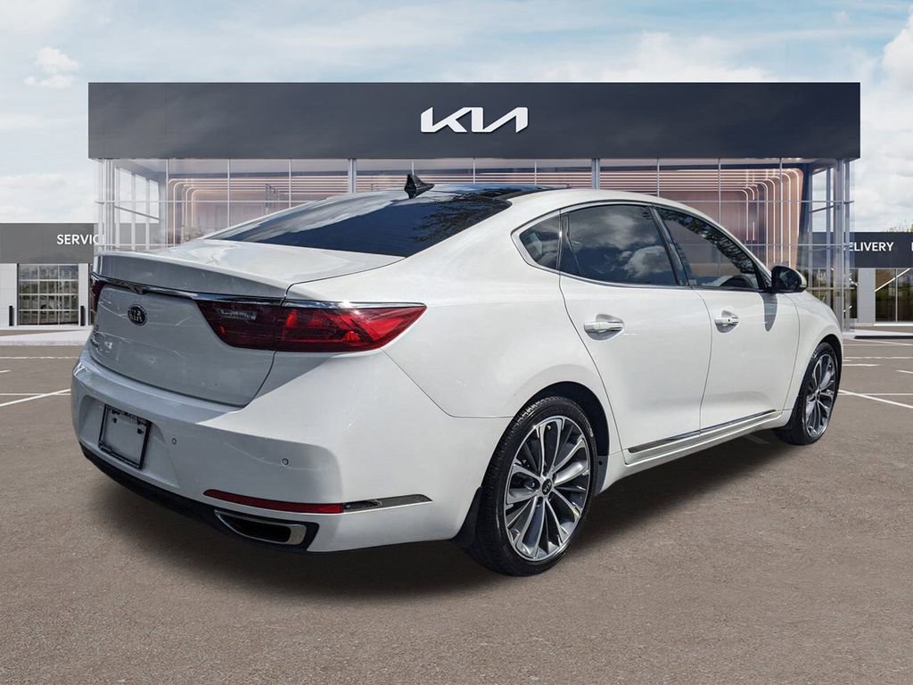 Used 2019 Kia Cadenza Technology image 4