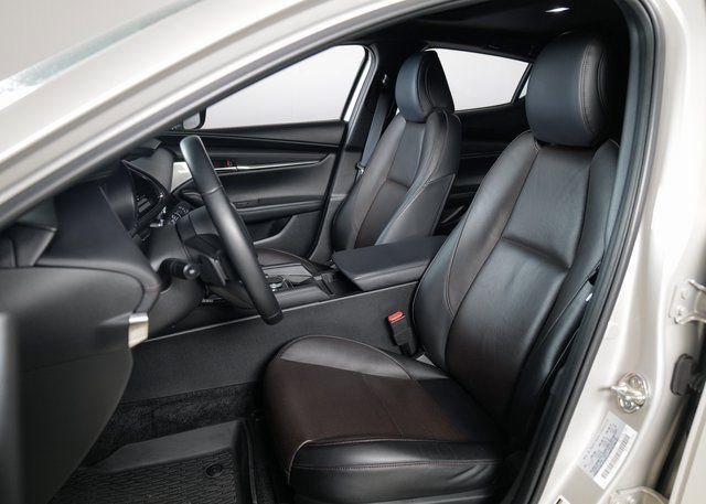 Used 2024 MAZDA MAZDA3 Hatchback w/Premium Plus Pkg image 10