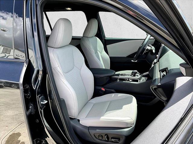 Used 2026 Lexus TX 350 FWD w/ Convenience Package image 9