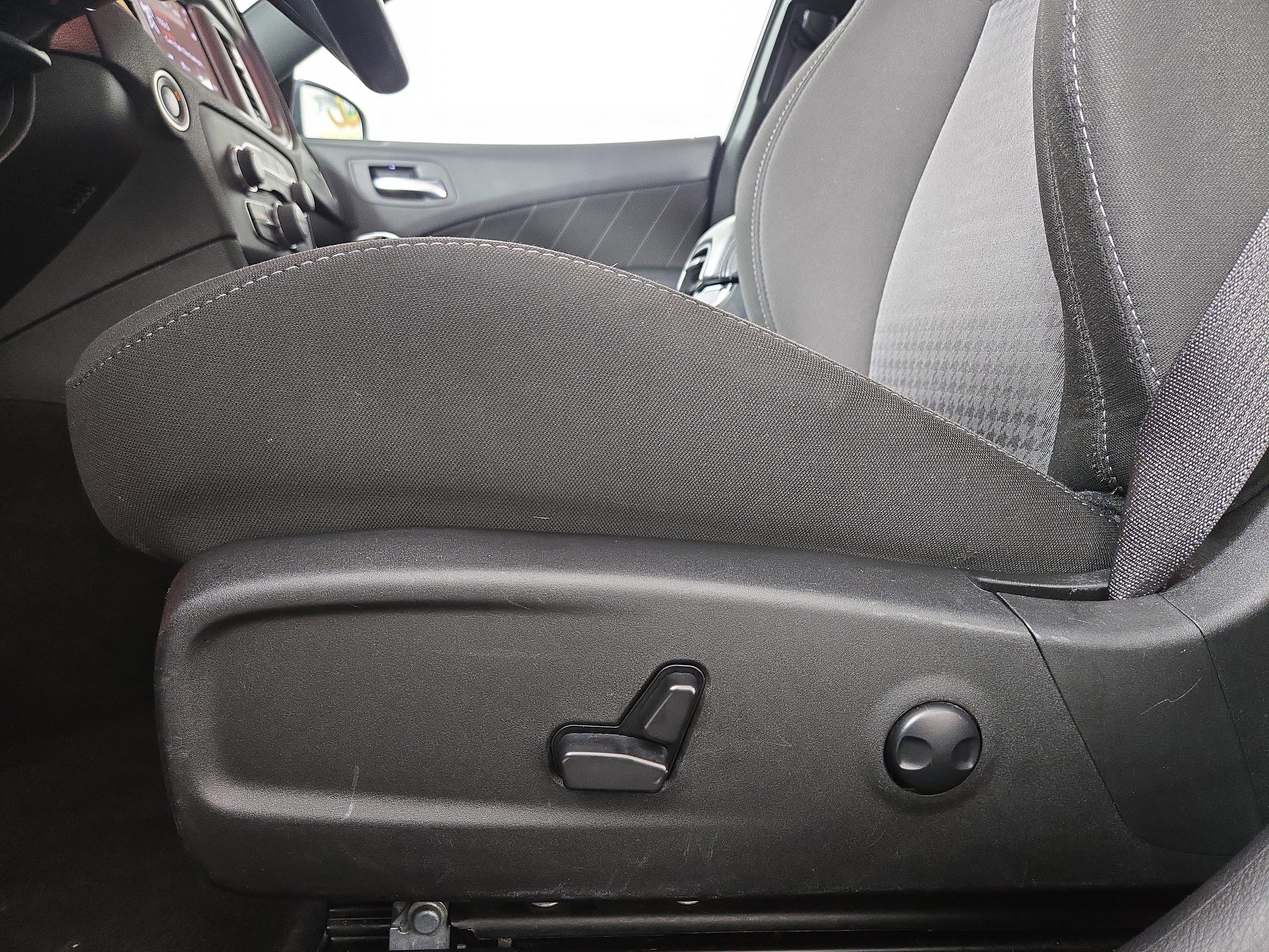 Certified 2023 Dodge Charger GT image 30