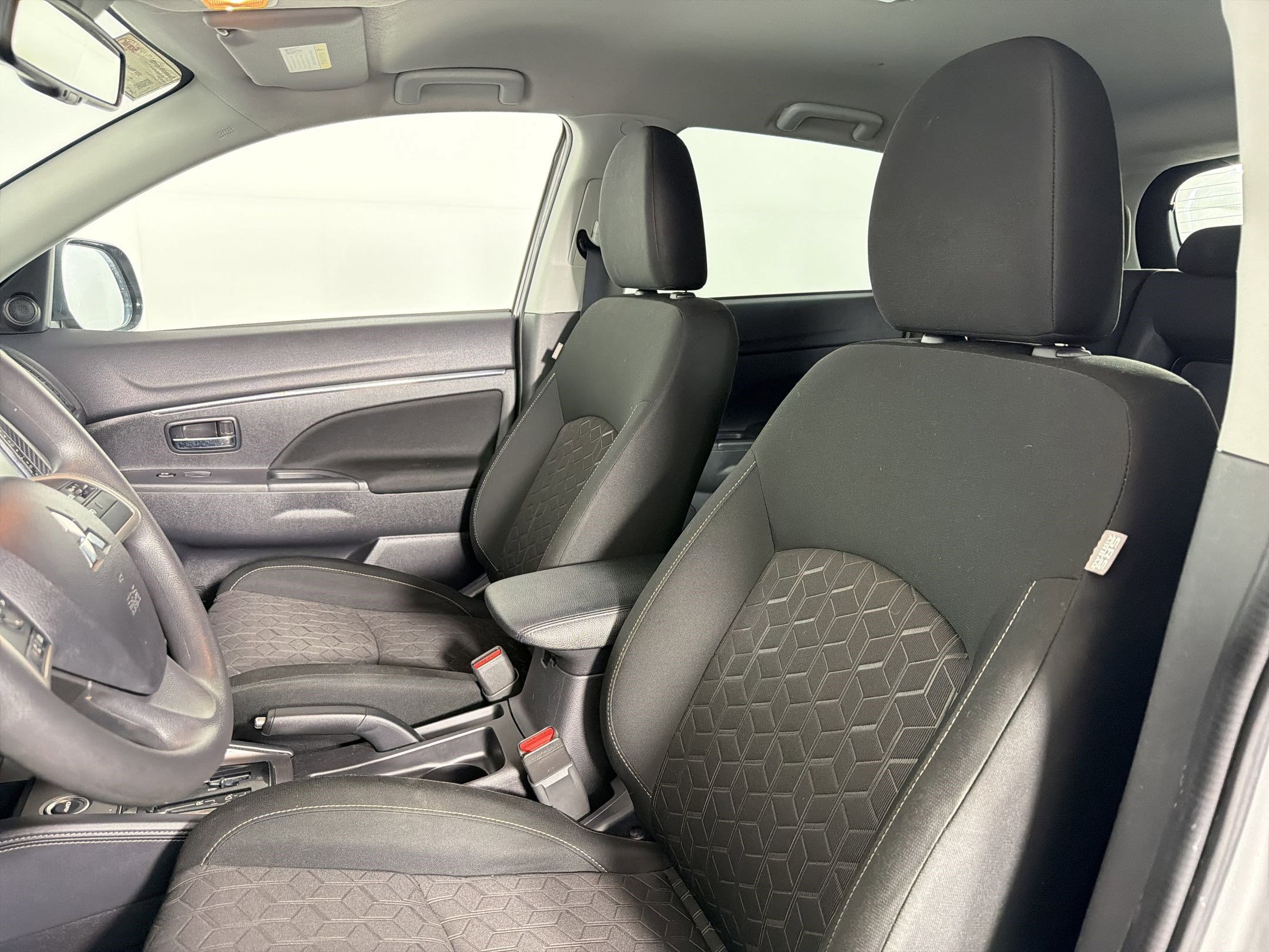 Used 2024 Mitsubishi Outlander Sport AWD image 22