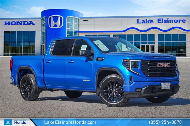 Used 2022 GMC Sierra 1500 Elevation image 1