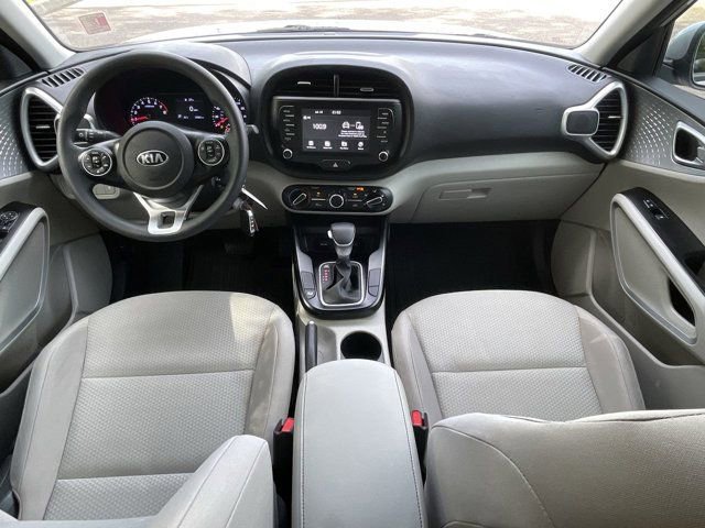 Used 2020 Kia Soul LX FWD image 11