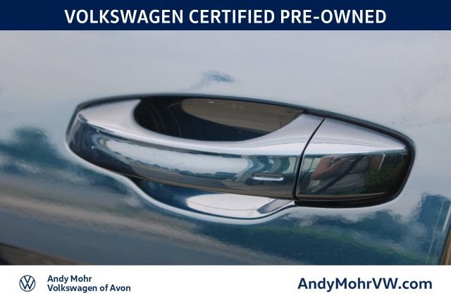 Used 2023 Volkswagen Atlas SEL R-Line AWD/4WD image 17
