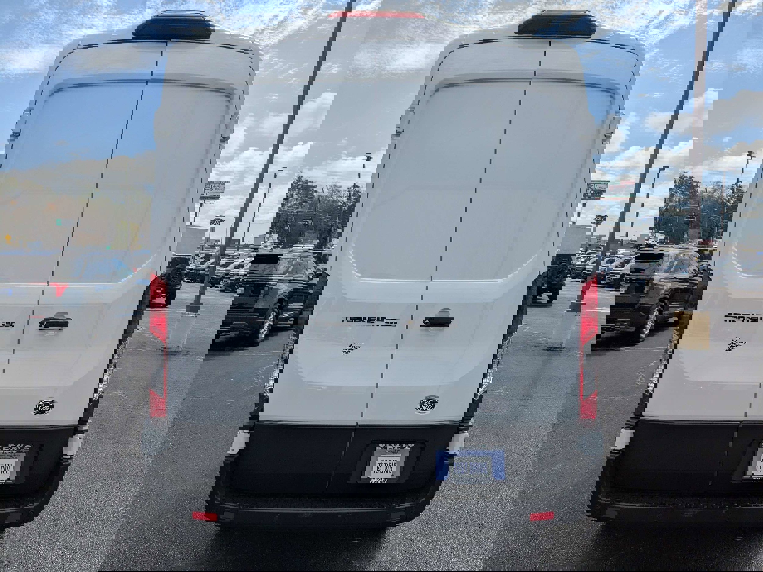 New 2026 Ford Transit 250 148 Medium Roof image 5