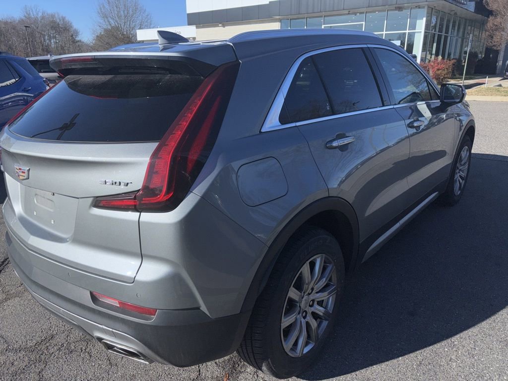 Used 2023 Cadillac XT4 Premium Luxury image 5