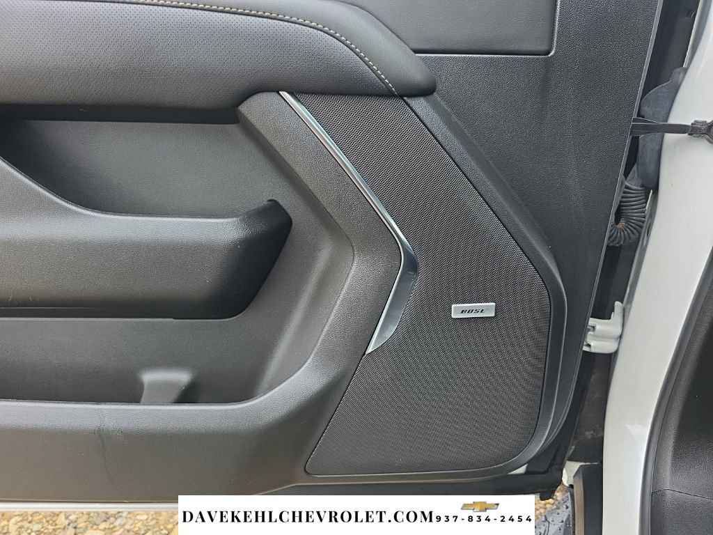 Used 2024 Chevrolet Suburban Premier AWD/4WD image 9