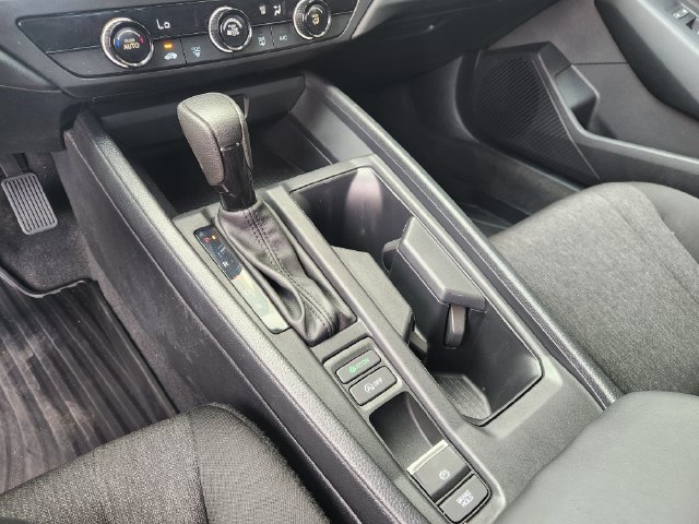 Used 2025 Honda Accord LX image 18