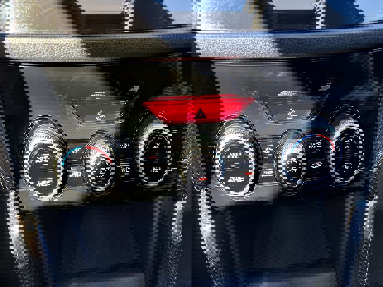 Used 2023 Subaru Forester Limited image 19