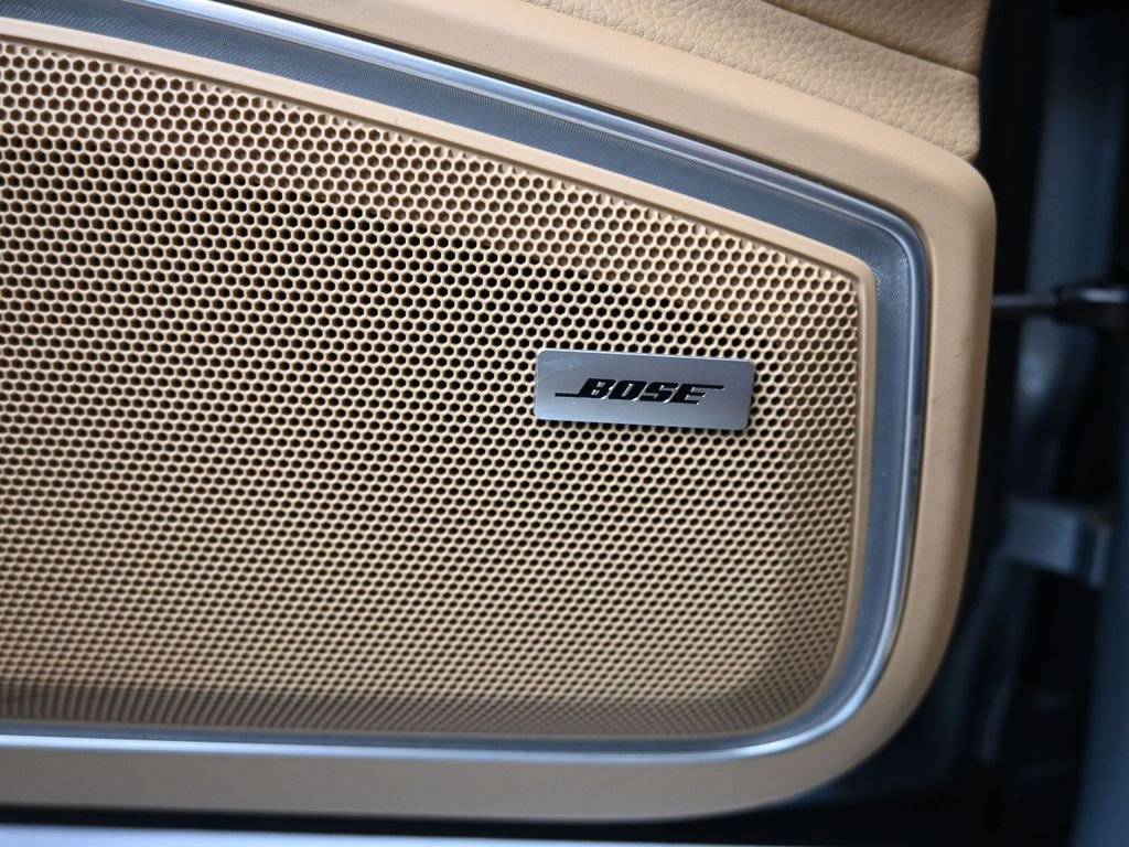 Certified 2022 Porsche Panamera Platinum Edition image 25