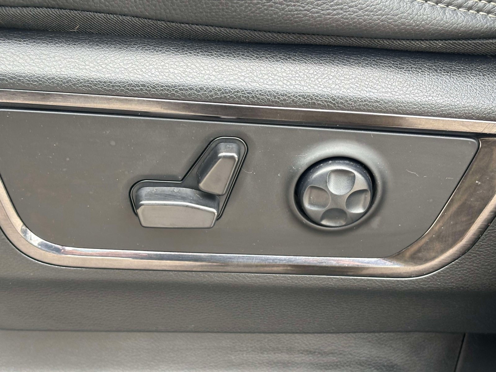 Certified 2024 RAM 1500 Limited AWD/4WD image 18