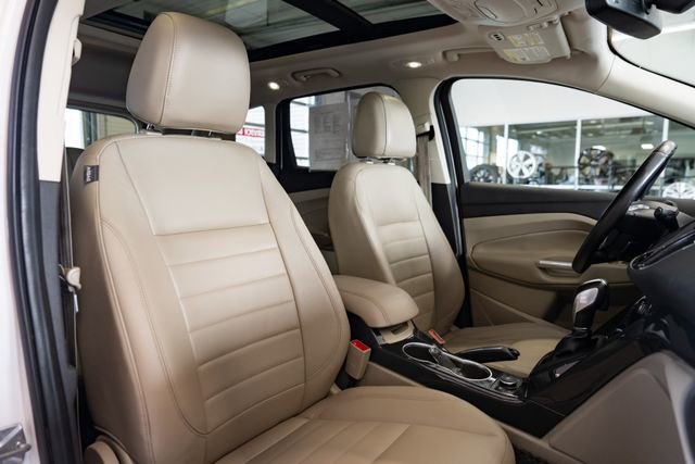 Used 2014 Ford Escape Titanium w/ Equipment Group 401A image 27