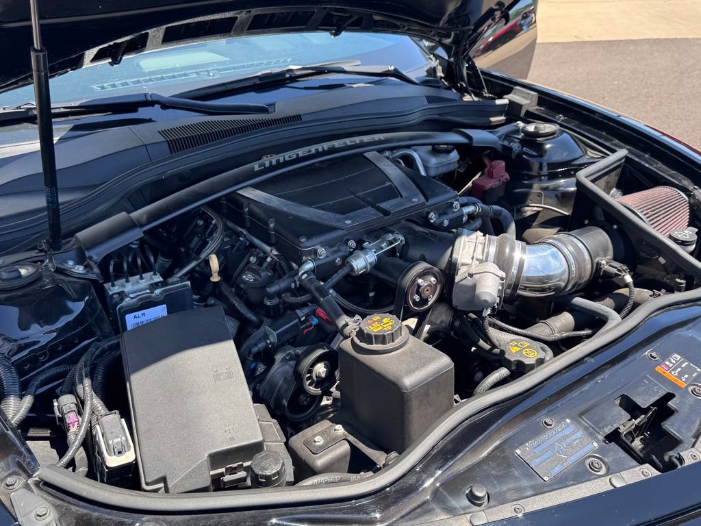 Used 2013 Chevrolet Camaro SS w/ SS Performance Package RWD image 21