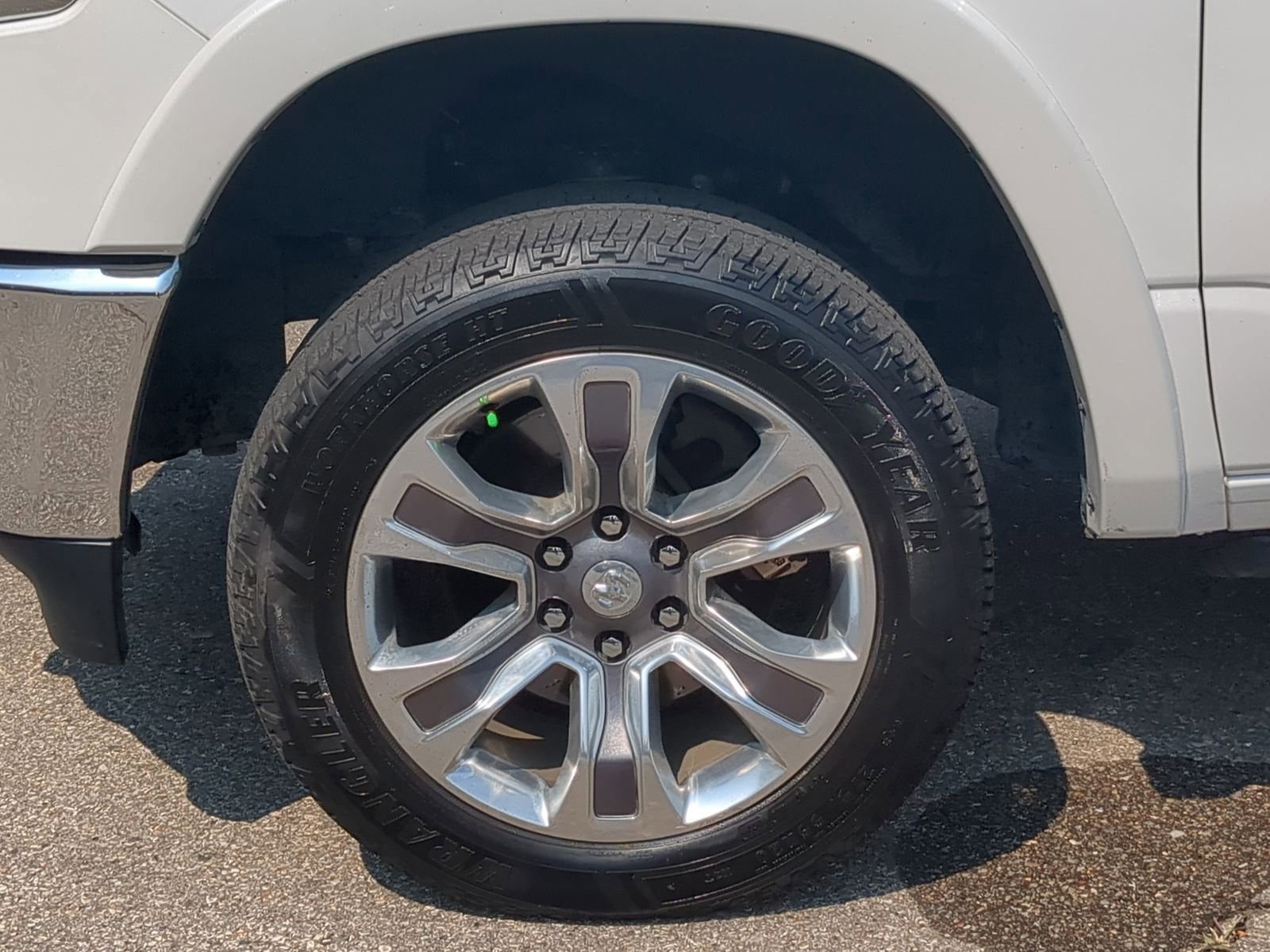 Used 2020 RAM 1500 Limited image 19