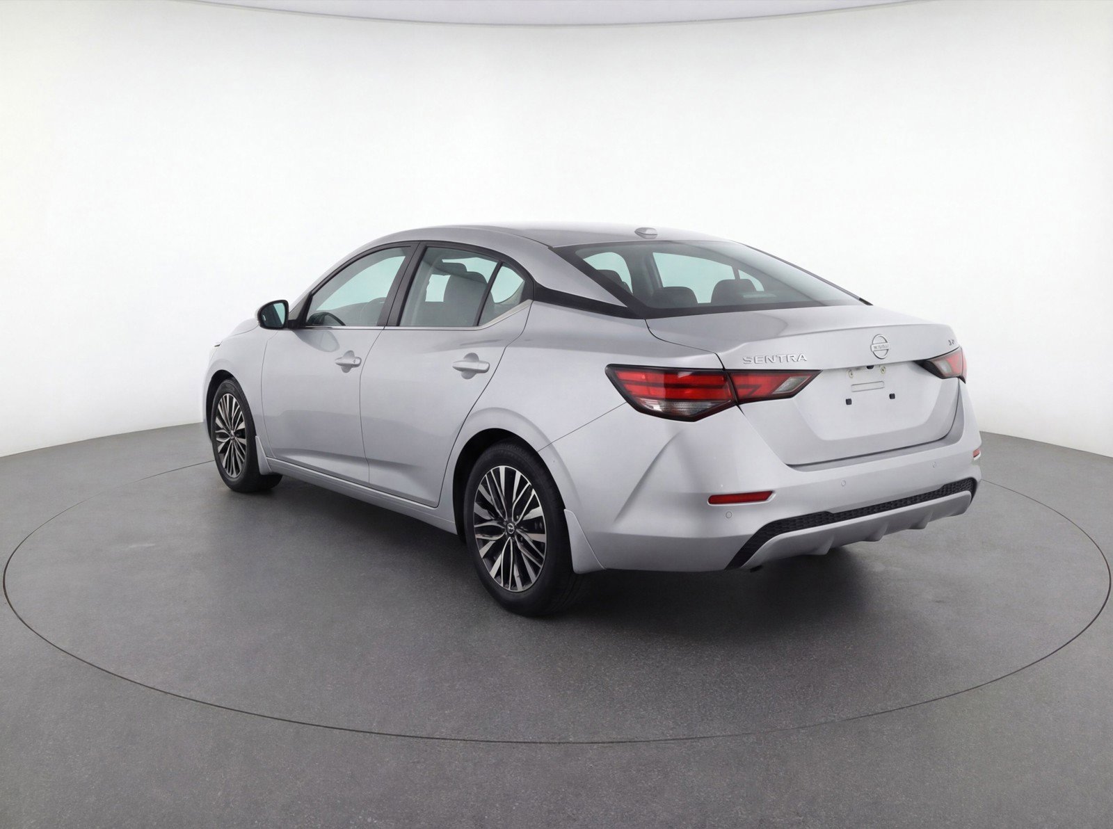 Used 2024 Nissan Altima 2.5 SV image 6