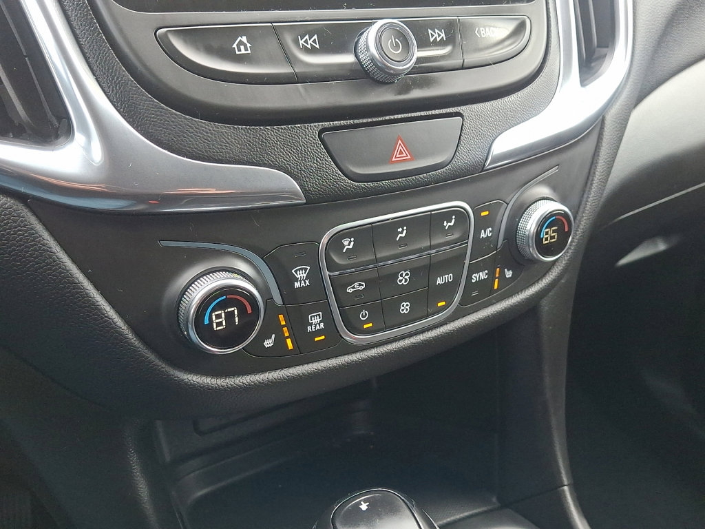 Used 2020 Chevrolet Equinox LT image 29