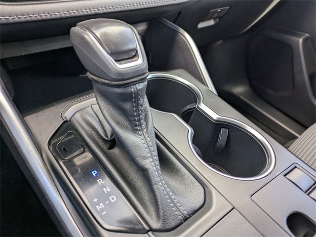 Used 2023 Toyota Highlander LE image 11