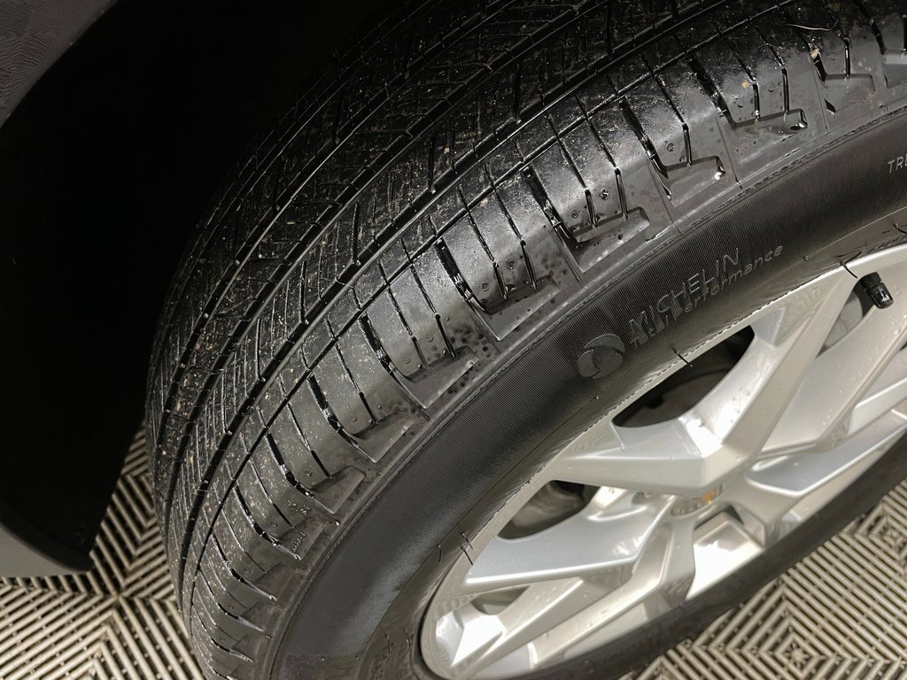 Certified 2022 Chevrolet Equinox LT image 48