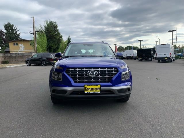 New 2025 Hyundai Venue SEL image 9