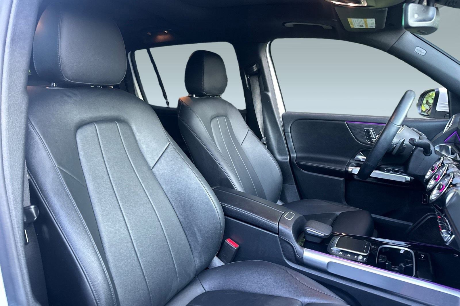 Certified 2023 Mercedes-Benz GLB 250 image 28