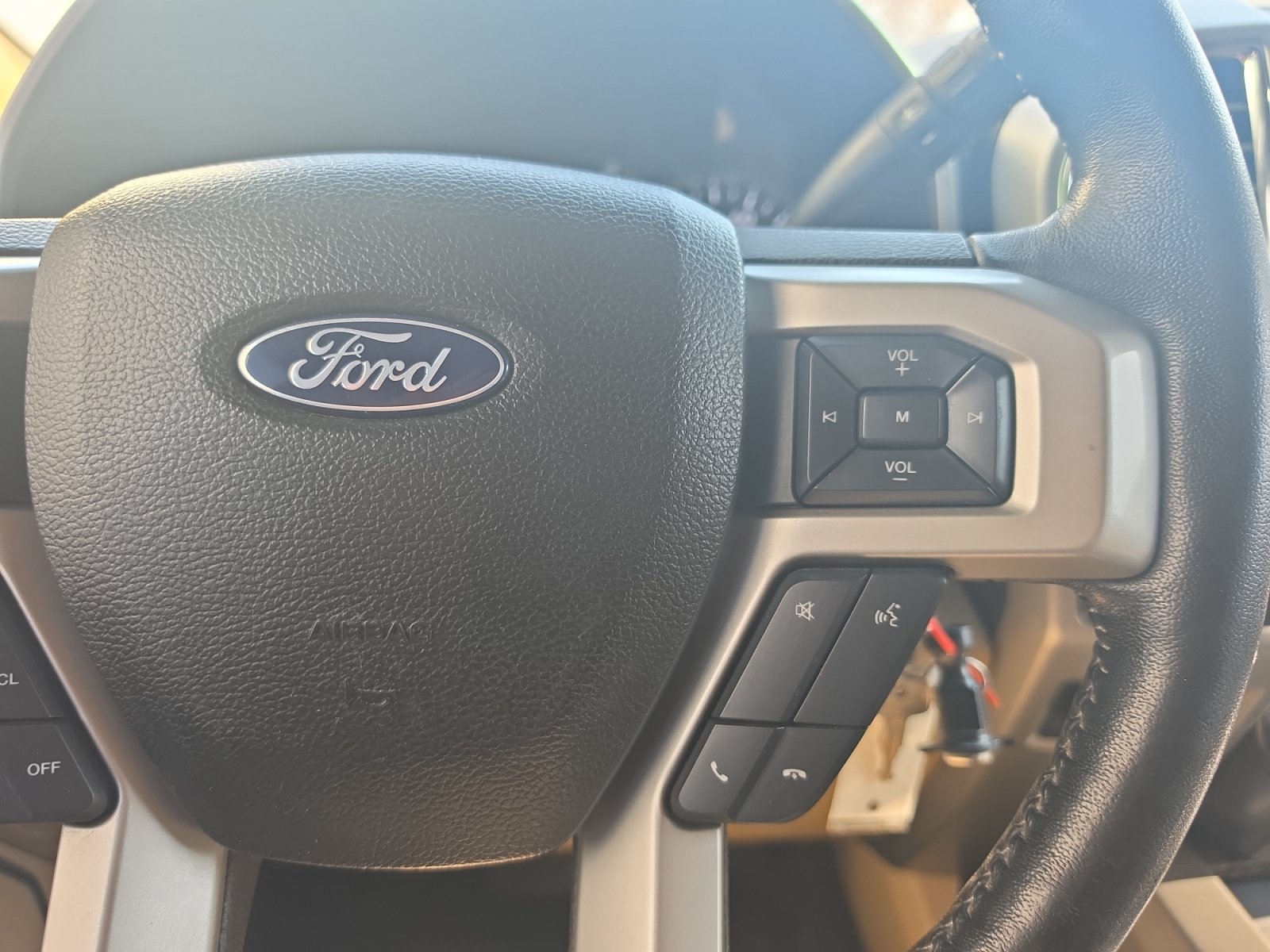 Used 2017 Ford F350 Lariat w/ Chrome Package AWD/4WD image 15