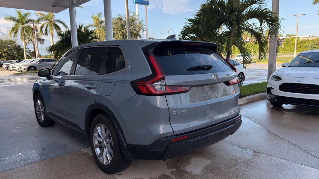 Used 2024 Honda CR-V EX image 8