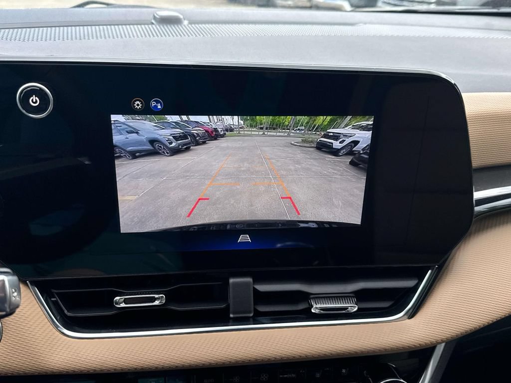New 2026 Chevrolet Equinox ACTIV w/ Convenience Package III FWD image 27