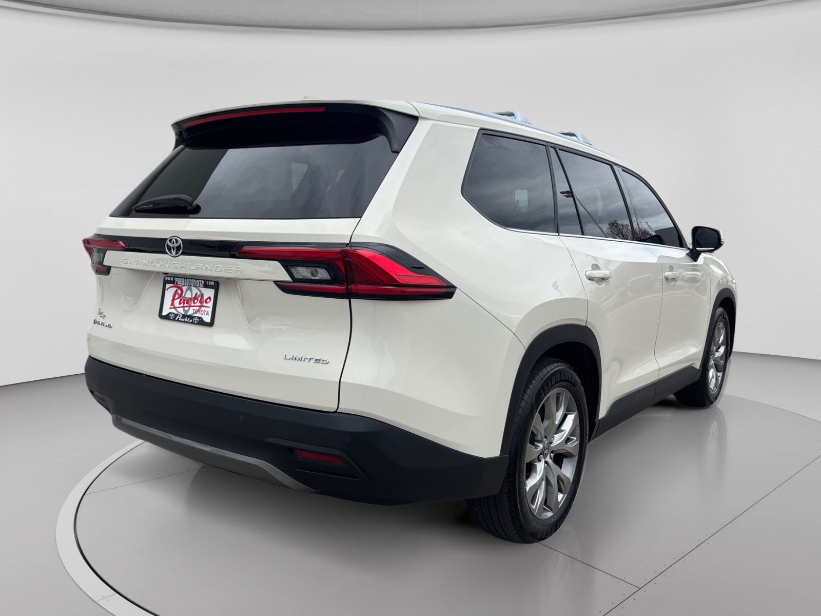 Used 2024 Toyota Grand Highlander AWD Hybrid image 5