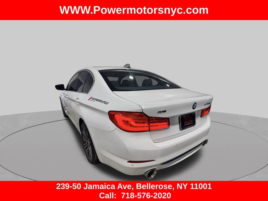Used 2020 BMW 530i xDrive w/ Convenience Package AWD/4WD image 3