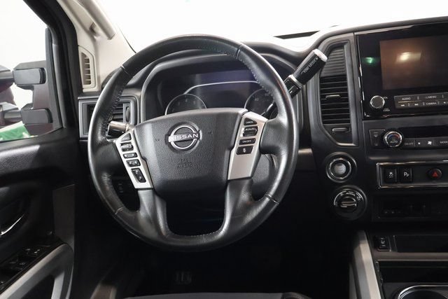 Used 2024 Nissan Titan SV w/ SV Convenience Package AWD/4WD image 14