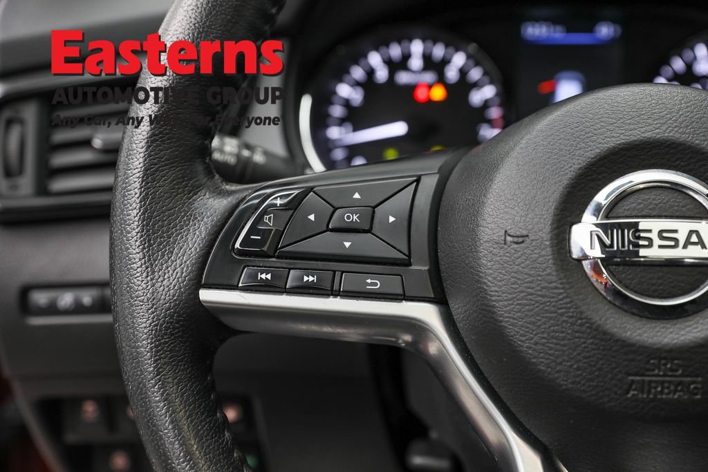 Used 2020 Nissan Rogue SL w/ Premium Package image 14