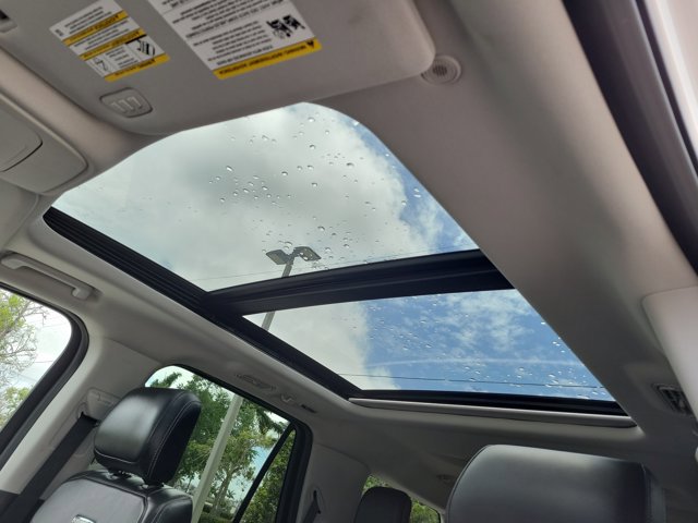 Certified 2025 Ford Expedition Platinum image 21