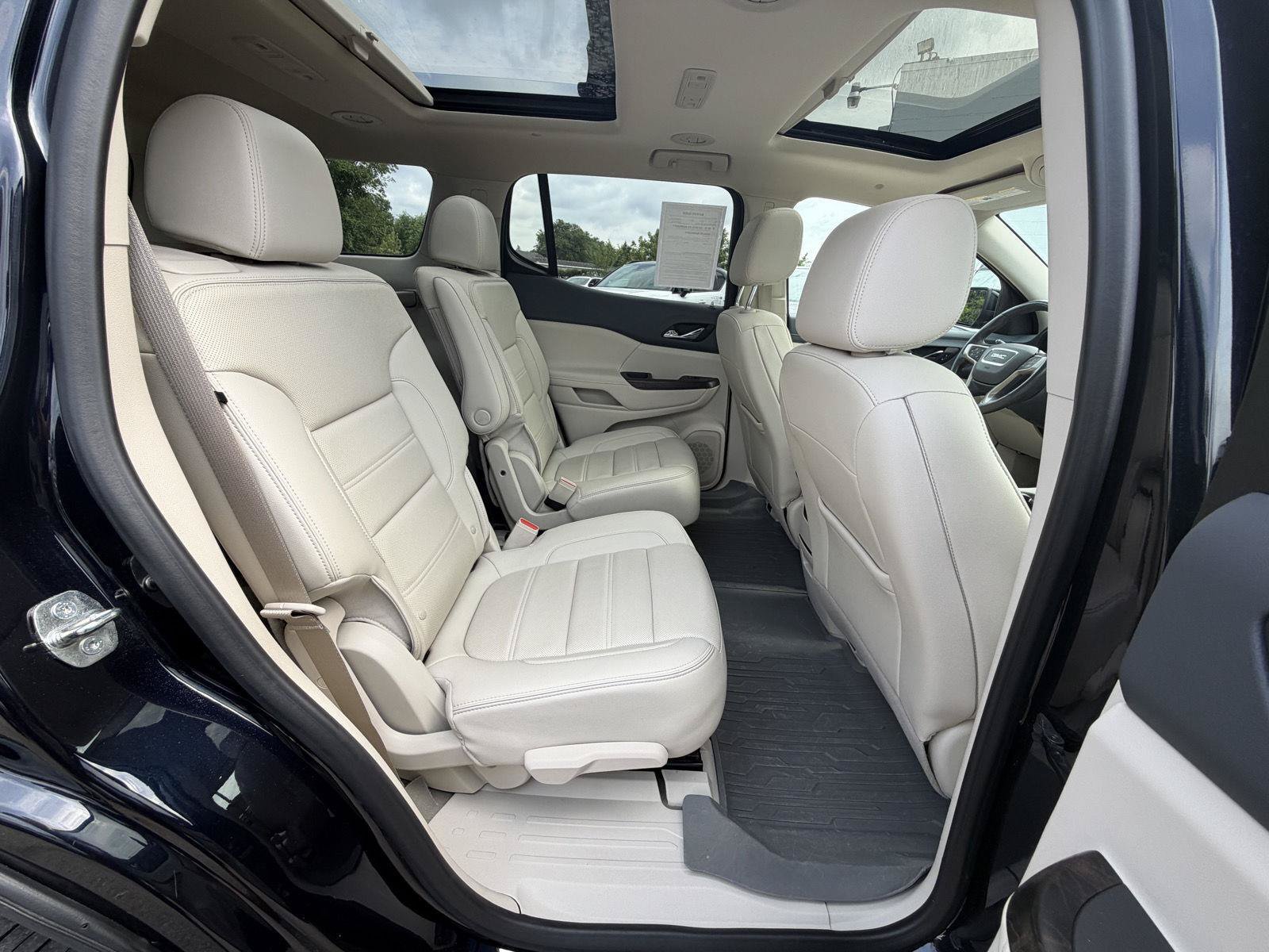 Used 2022 GMC Acadia Denali w/ Denali Ultimate Package AWD/4WD image 30