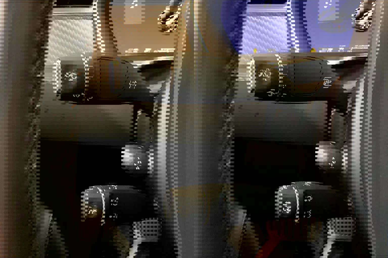 Used 2018 Tesla Model S P100D image 33