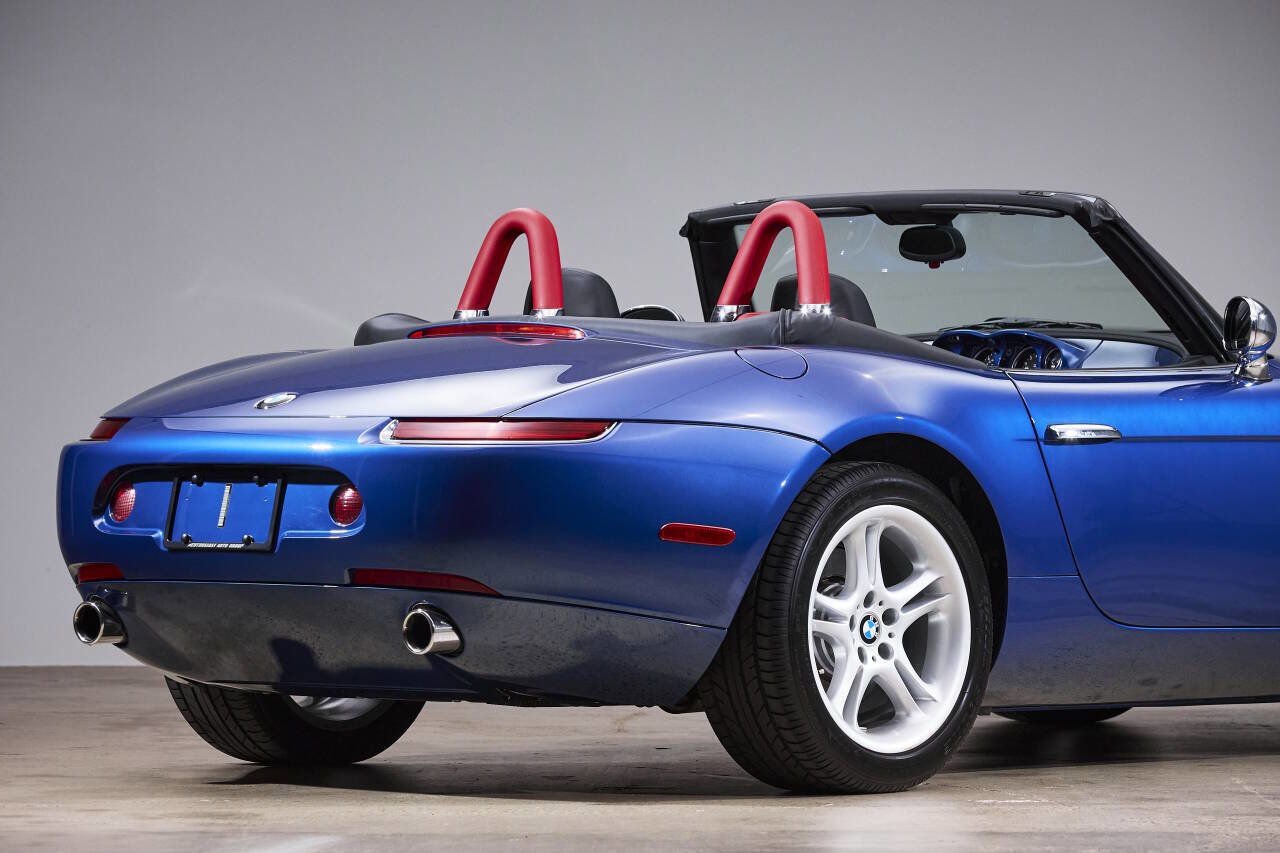 Used 2002 BMW Z8 image 21