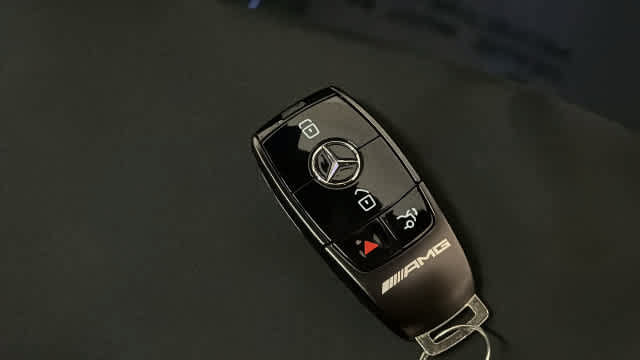 Certified 2026 Mercedes-Benz GLB 35 AMG 4MATIC image 40