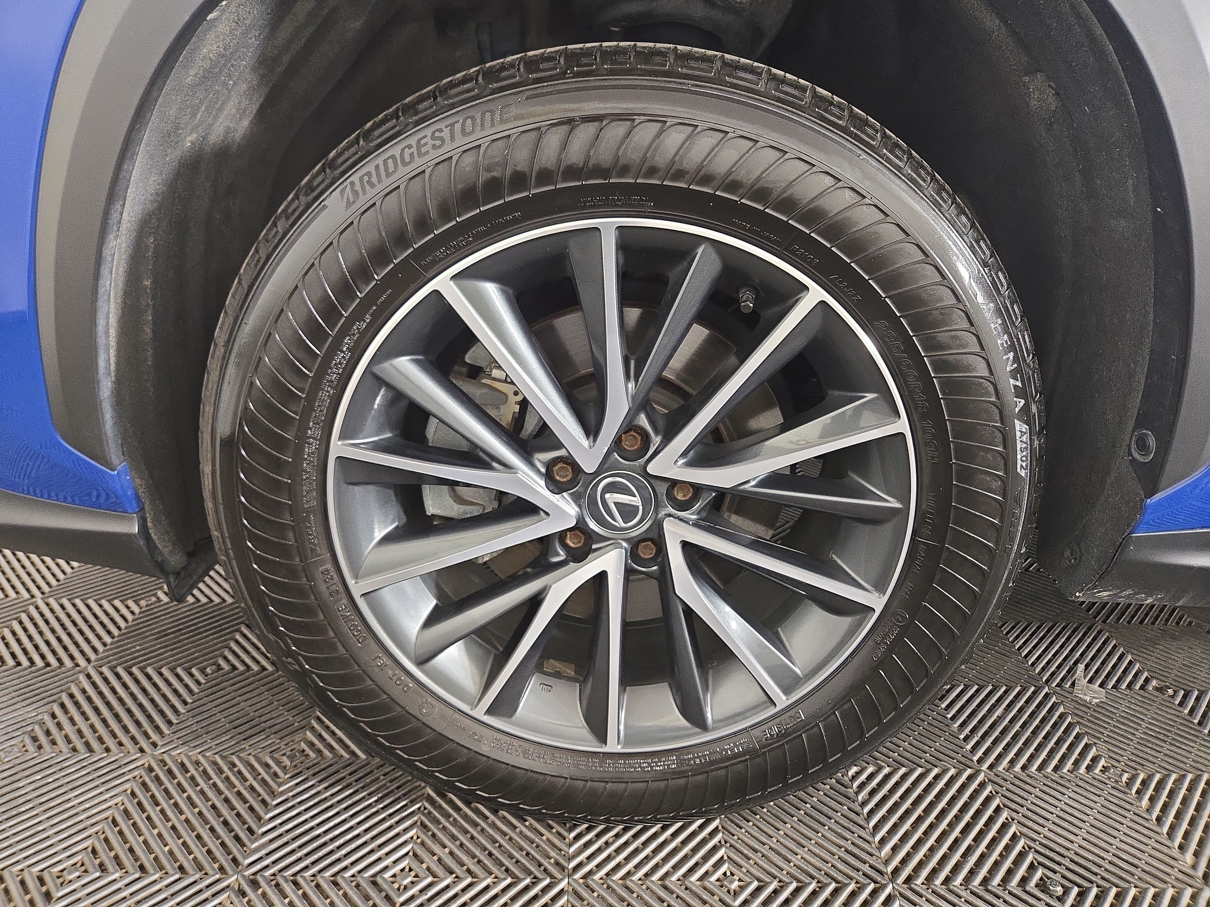 Used 2025 Lexus NX 350h AWD image 35