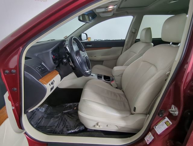 Used 2014 Subaru Outback 3.6R Limited image 18