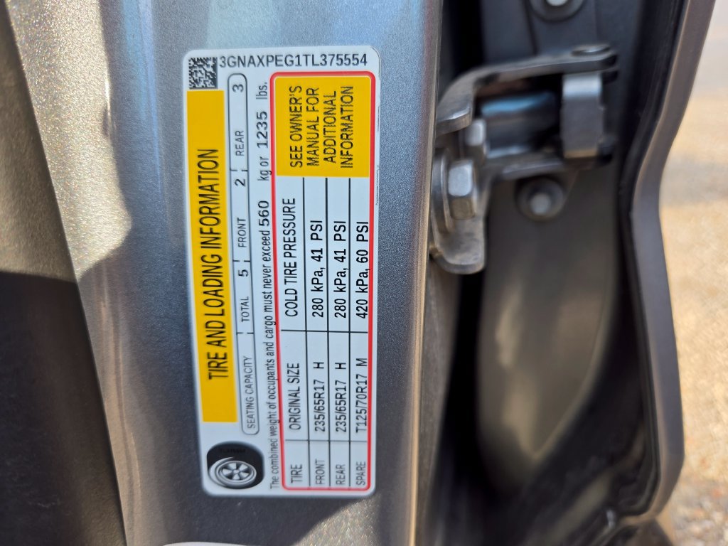 Used 2026 Chevrolet Equinox LT AWD/4WD image 26