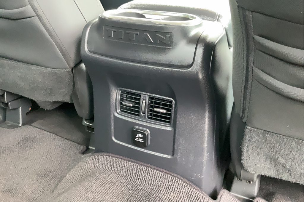Used 2017 Nissan Titan SV RWD image 21